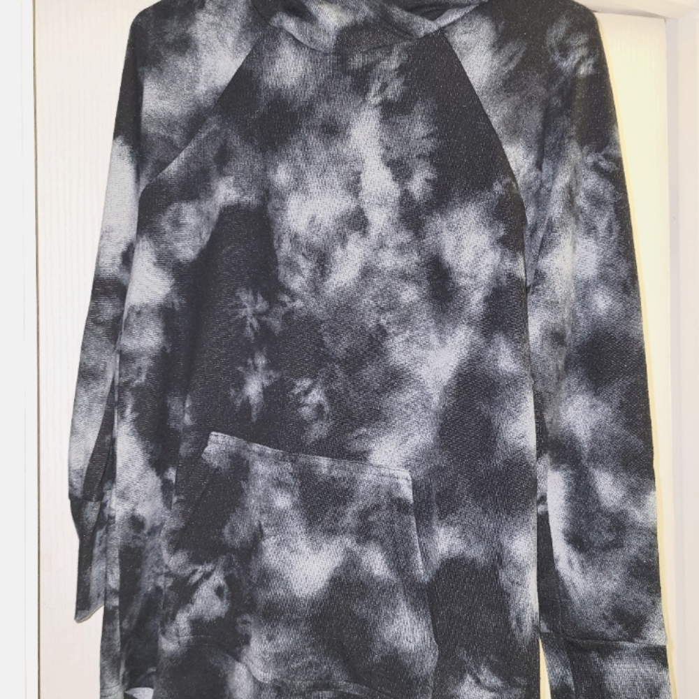 NWT, LuLaRoe S Amber: Black & Gray Acid Wash